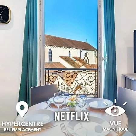 Apartment Vue Cathedrale - Hypercentre - Charme Historique Corbeil-Essonnes